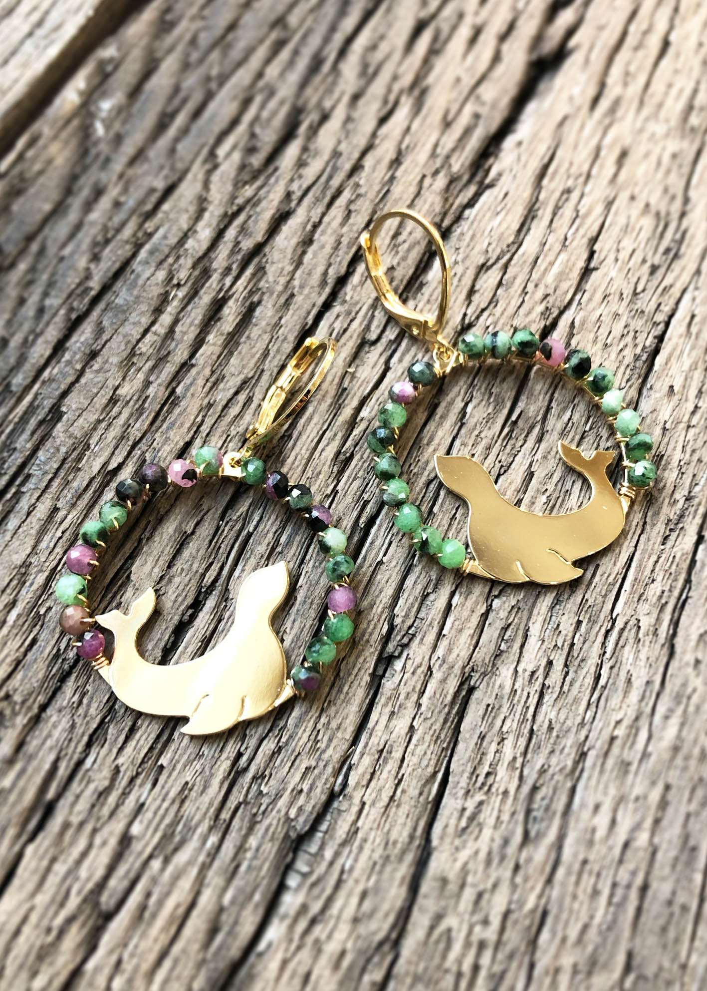 Boucles d'oreilles otarie rubis zoisite - Hirondelle Bijoux
