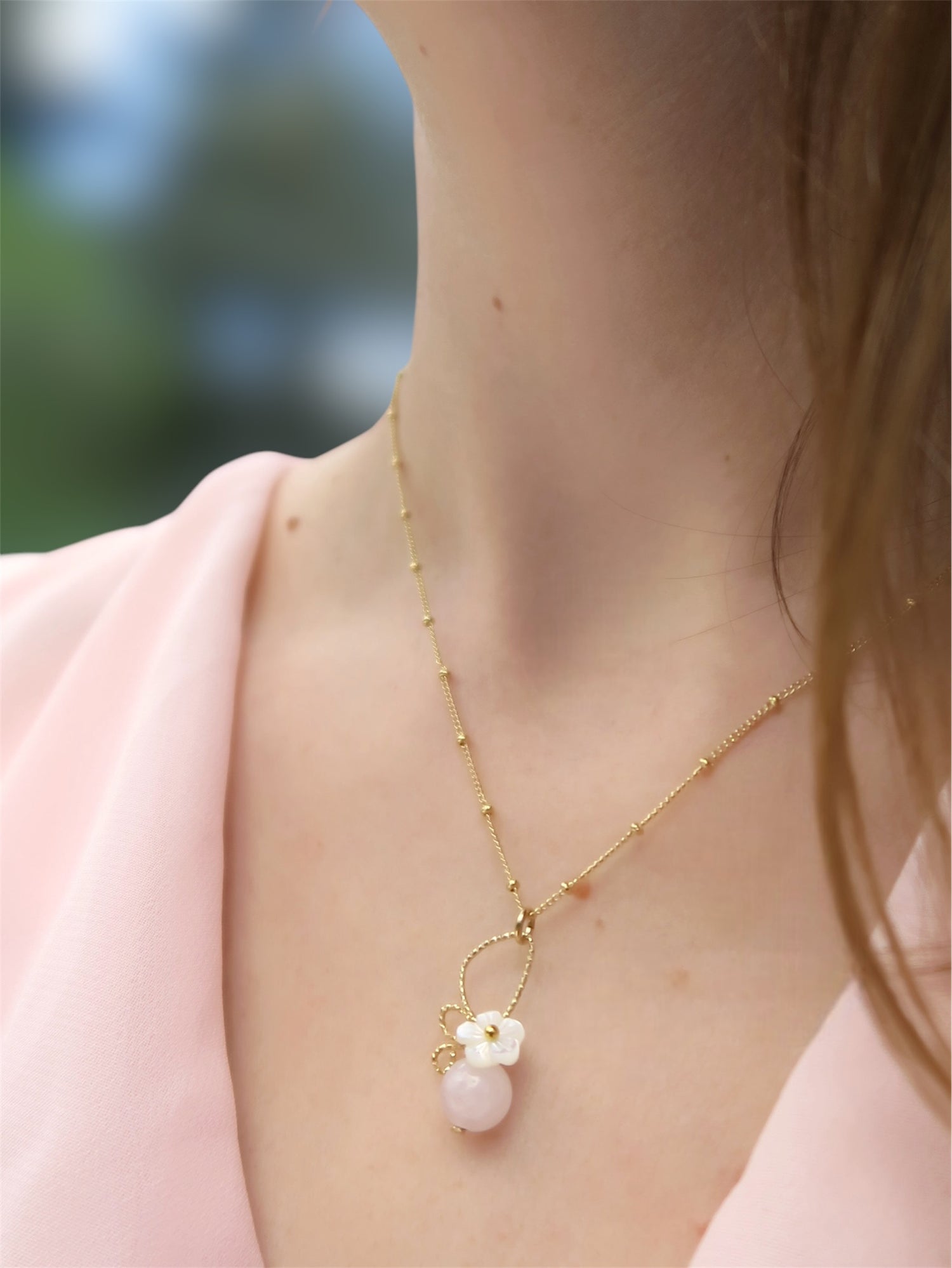 Collier fleuri Daphné - Hirondelle Bijoux