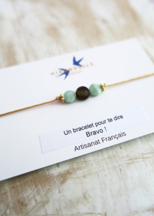 bracelet en pierres porte-bonheur pour dire bravo, fabrication artisanale