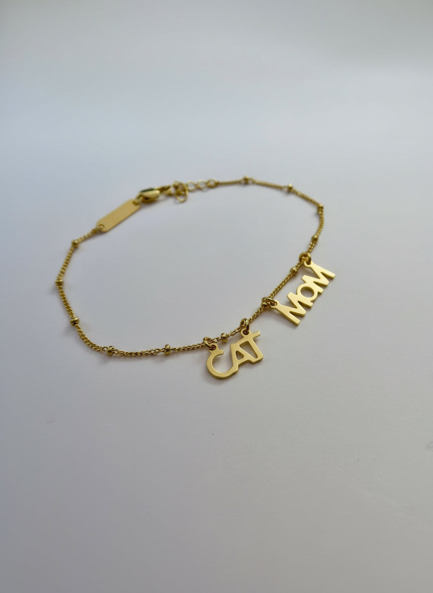 bracelet fin et léger pour les propriétaire de chat
Parce qu'on les aime tout simplement !