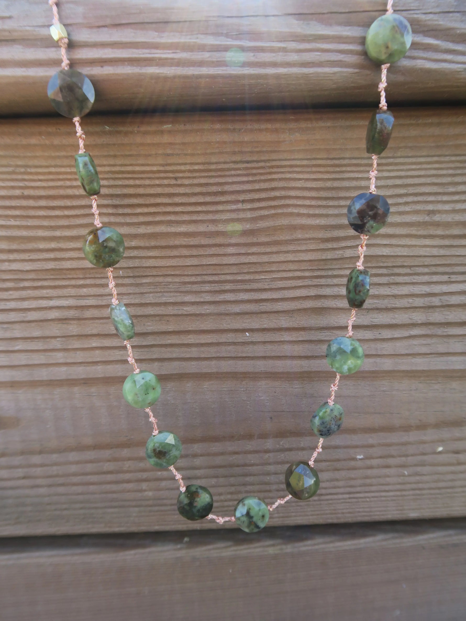 collier maldives agate serpentine