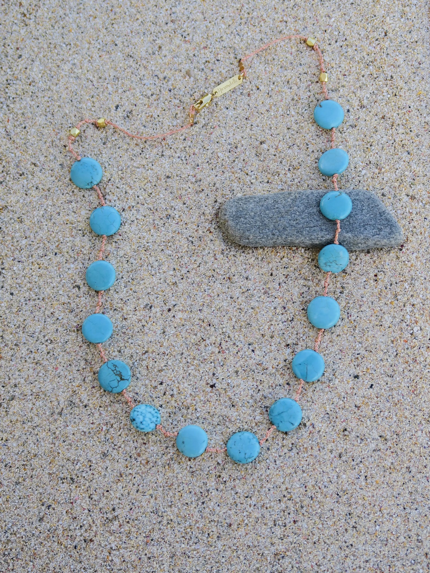 collier en howlite turquoise Seychelles