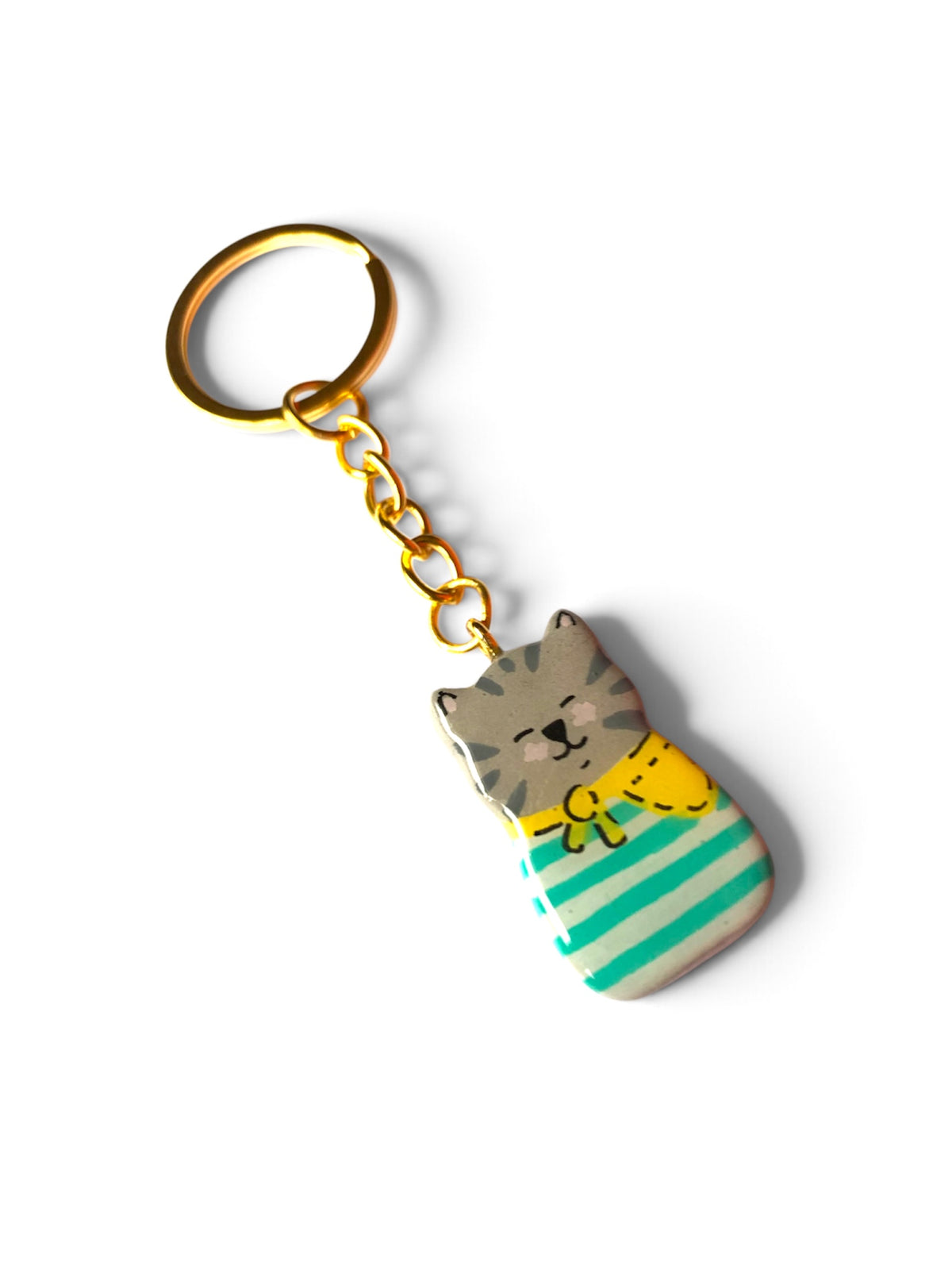 Porte-clé Lucky Rolie Cat Tanguy — chat breton en marinière, modelé et peint à la main en argile, finie à la résine UV. Fait main au Cap Sizun.