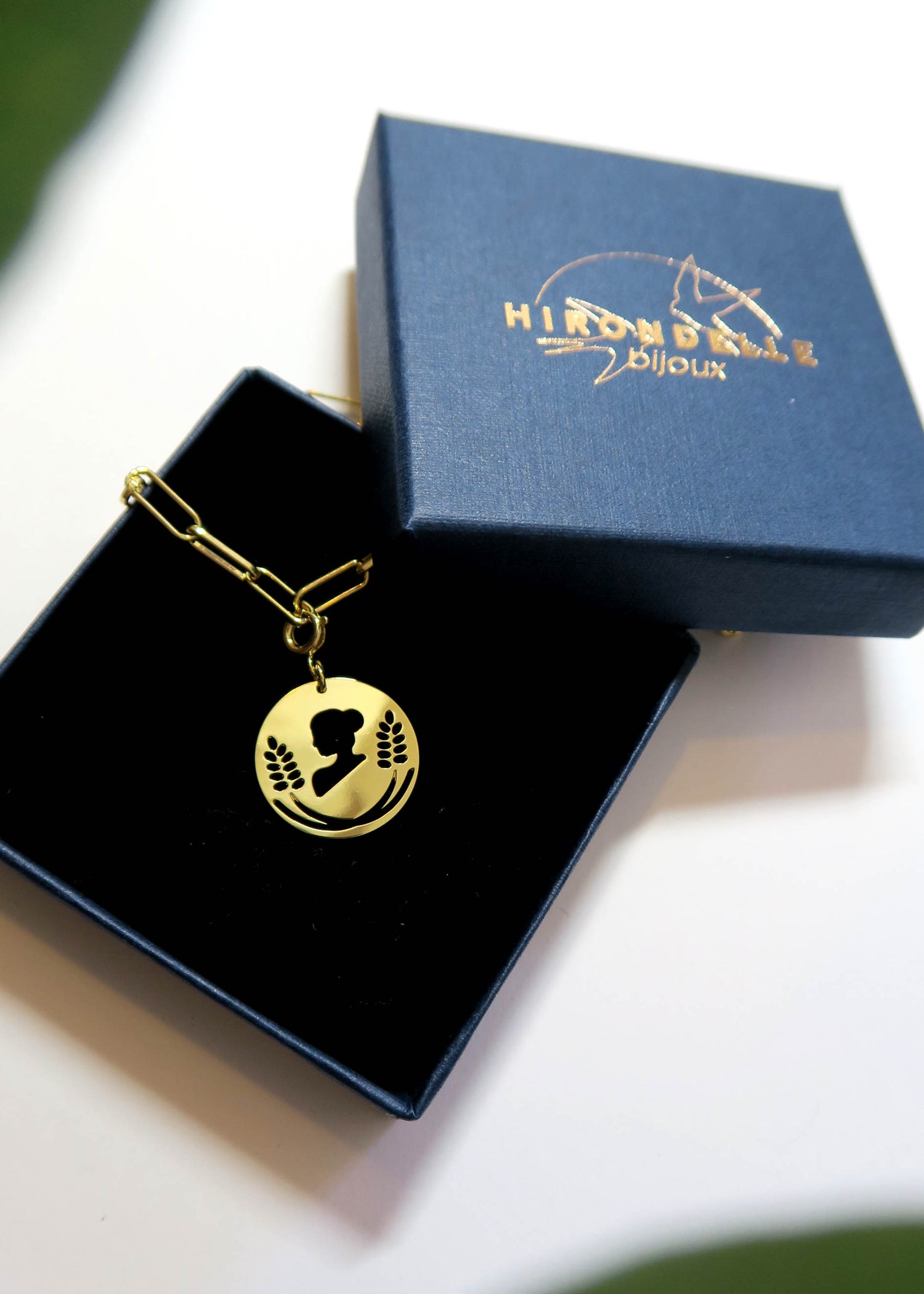 Collier signe vierge astrologie signe du zodiaque- Hirondelle Bijoux